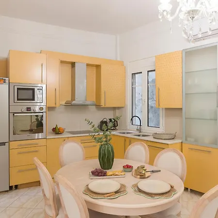 Apartment Elegant 3br By The White Tower